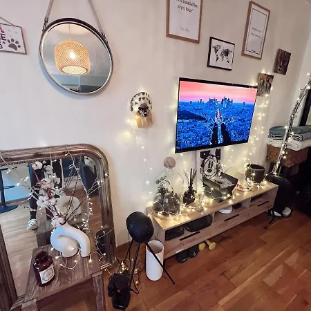 Apartamento Cosy Flat, Quiet Place, Next To Market & Bakery *
